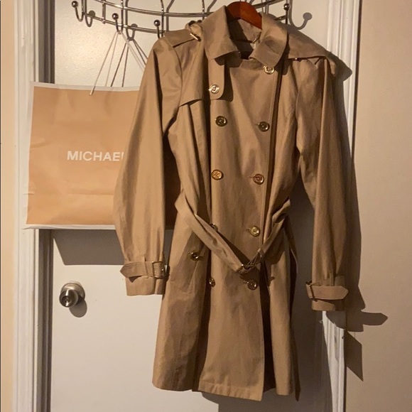 Michael Kor’s tan Trench Coat - Picture 8 of 8